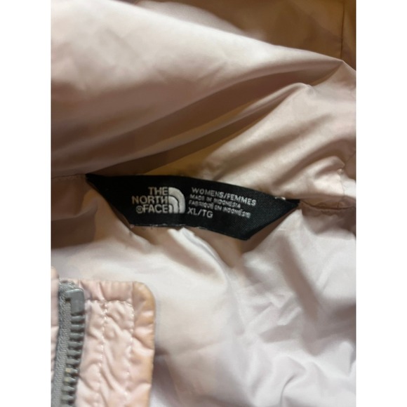 The North Face Pink Quilted Puffer Vest Women's XL Breast Cancer Awareness - Picture 5 of 5